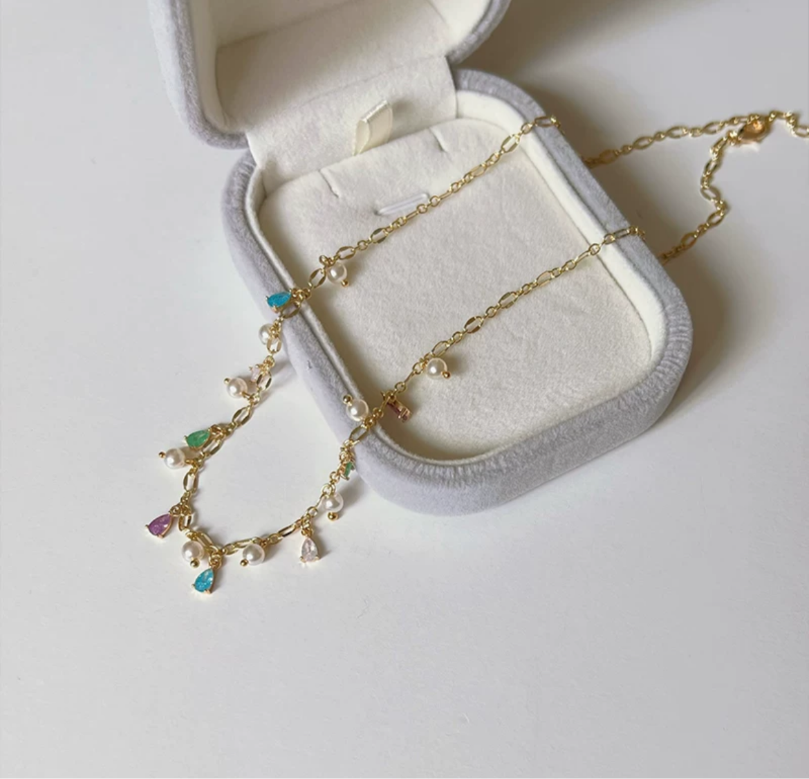 Princess chain necklace